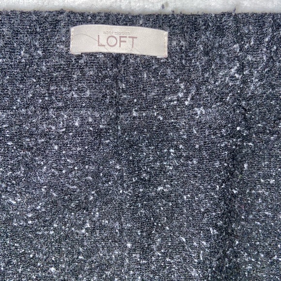 Chic and classy adjustable Loft skirt - Picture 2 of 4